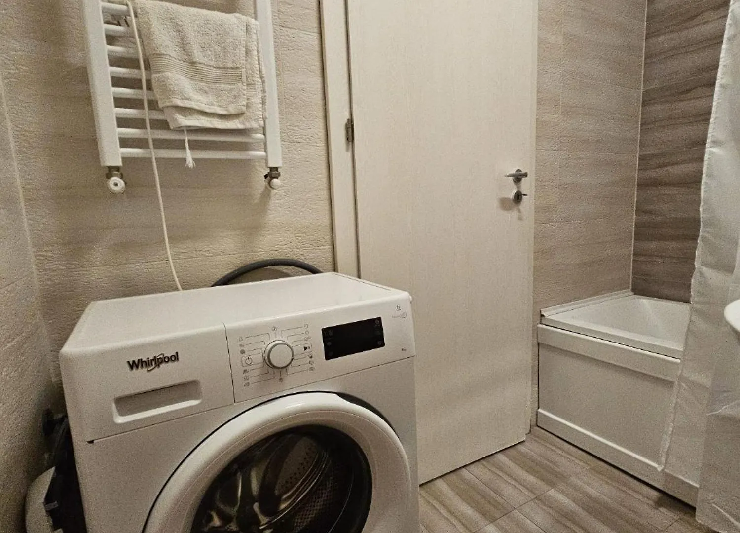 Studio Titan Park Apartment Bucharest Romania